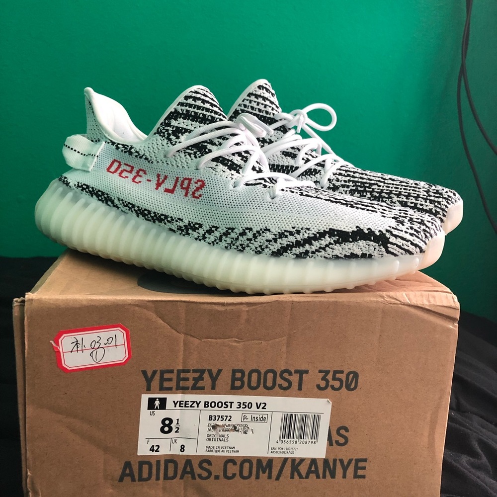Adidas Yeezy Boost 350 Zebra